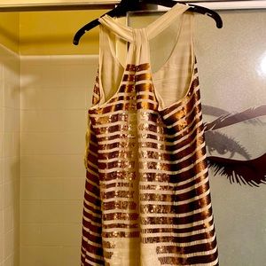 Beautiful dress that I can’t fit. Open to trade for a bigger size if possible